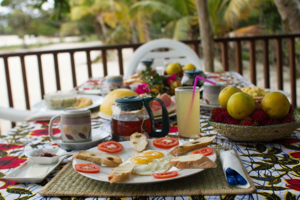Les Acacias Bungalows Manambolo المظهر الخارجي الصورة