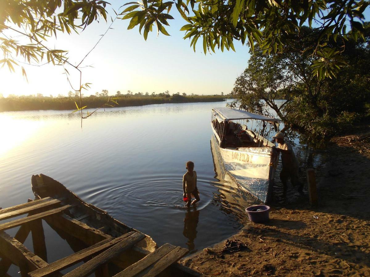 Les Acacias Bungalows Manambolo المظهر الخارجي الصورة